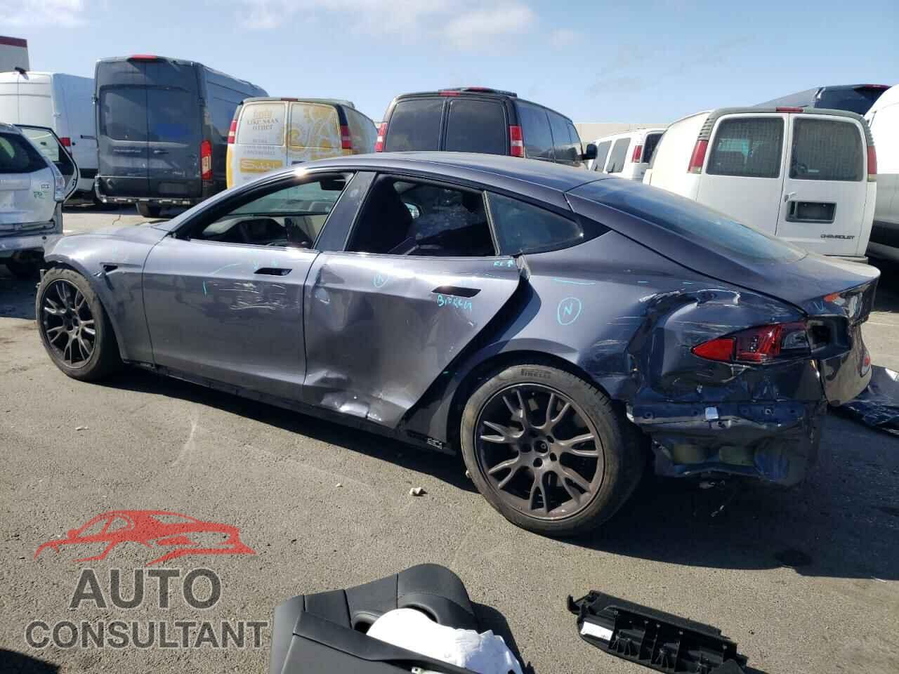 TESLA MODEL S 2021 - 5YJSA1E56MF439677