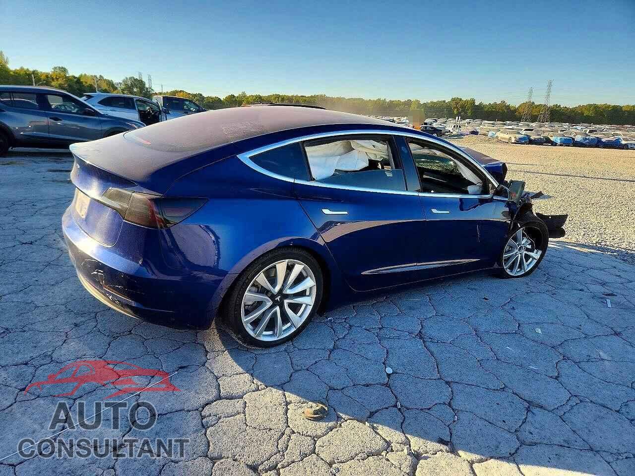 TESLA MODEL 3 2018 - 5YJ3E1EA8JF038424