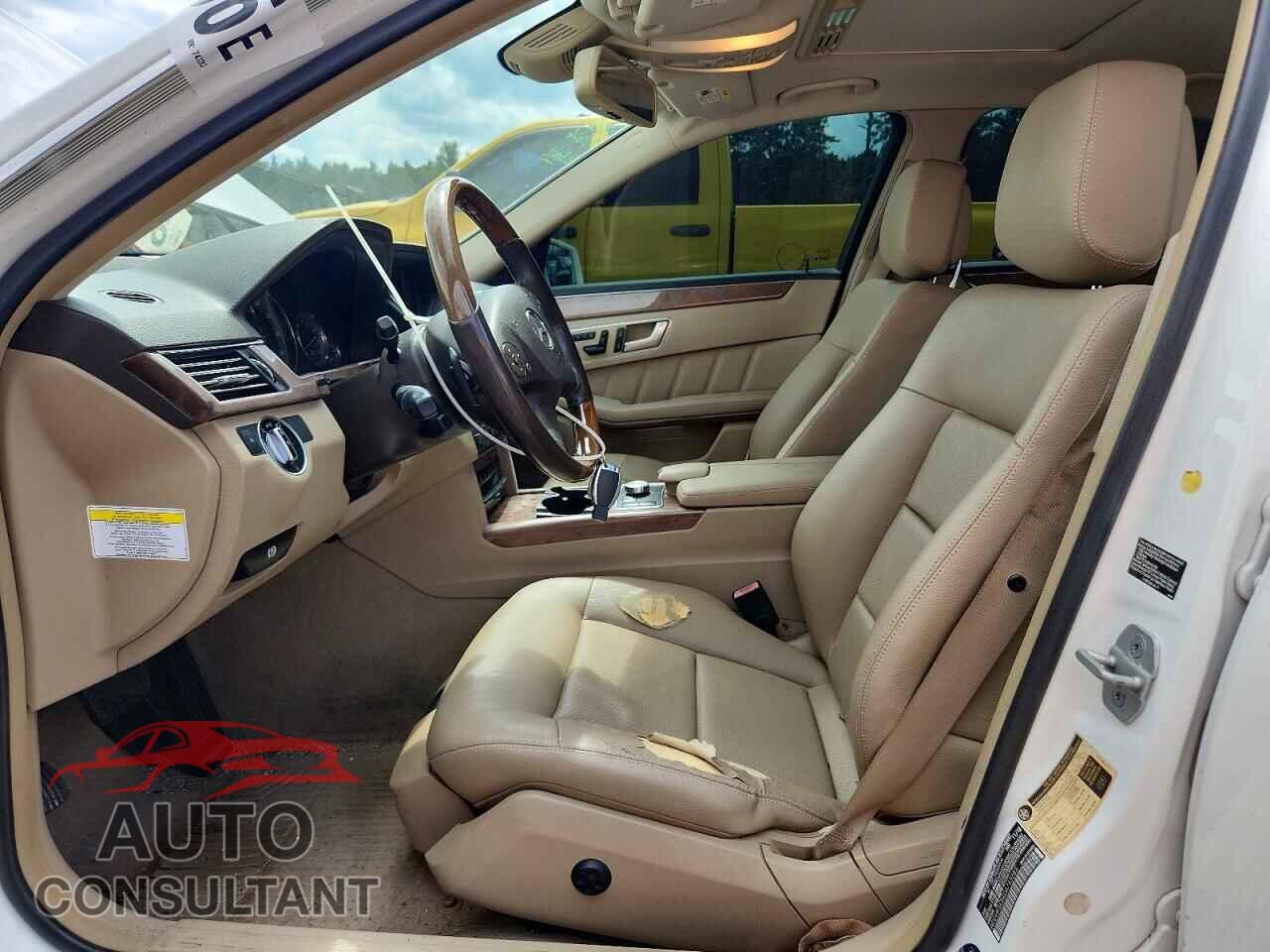 MERCEDES-BENZ E-CLASS 2013 - WDDHF5KBXDA743283
