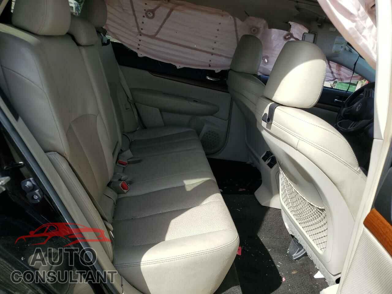 SUBARU OUTBACK 2014 - 4S4BRDLC4E2290231