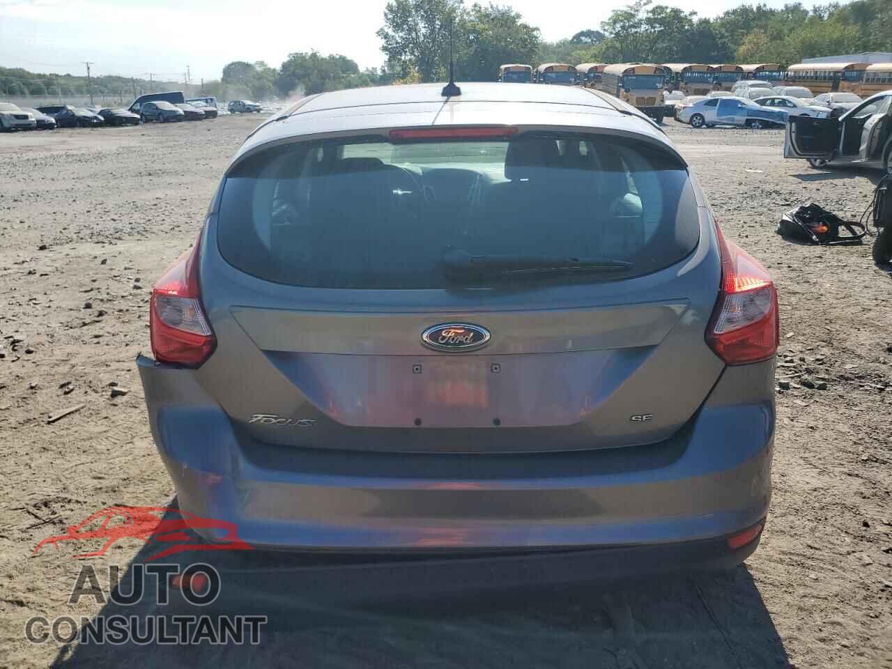 FORD FOCUS 2014 - 1FADP3K28EL172012