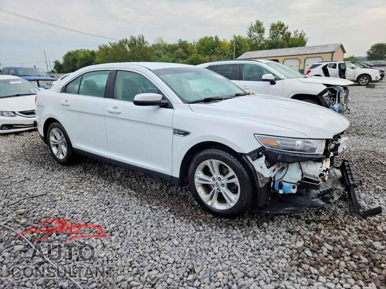 FORD TAURUS 2016 - 1FAHP2E83GG112050