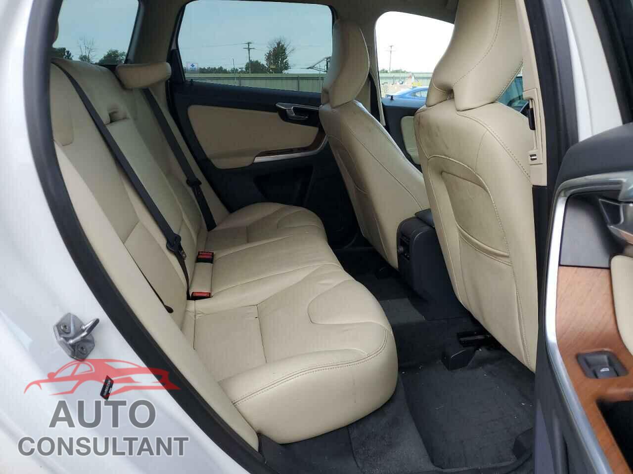 VOLVO XC60 2017 - YV449MRU6H2024949