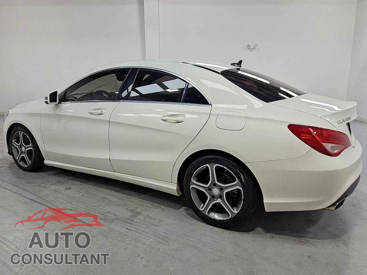 MERCEDES-BENZ CLA-CLASS 2014 - WDDSJ4EB9EN042920