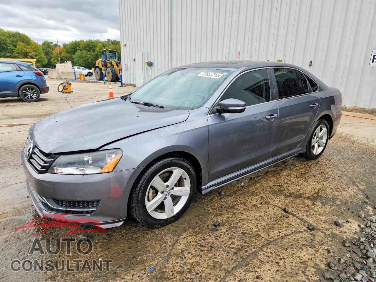VOLKSWAGEN PASSAT 2013 - 1VWBP7A36DC081903