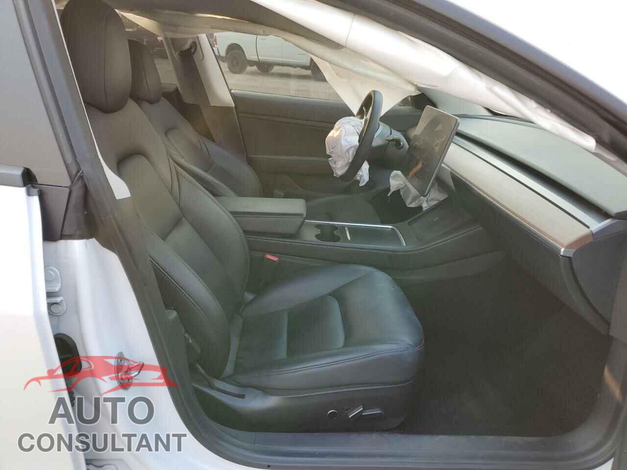 TESLA MODEL 3 2021 - 5YJ3E1EA1MF907823