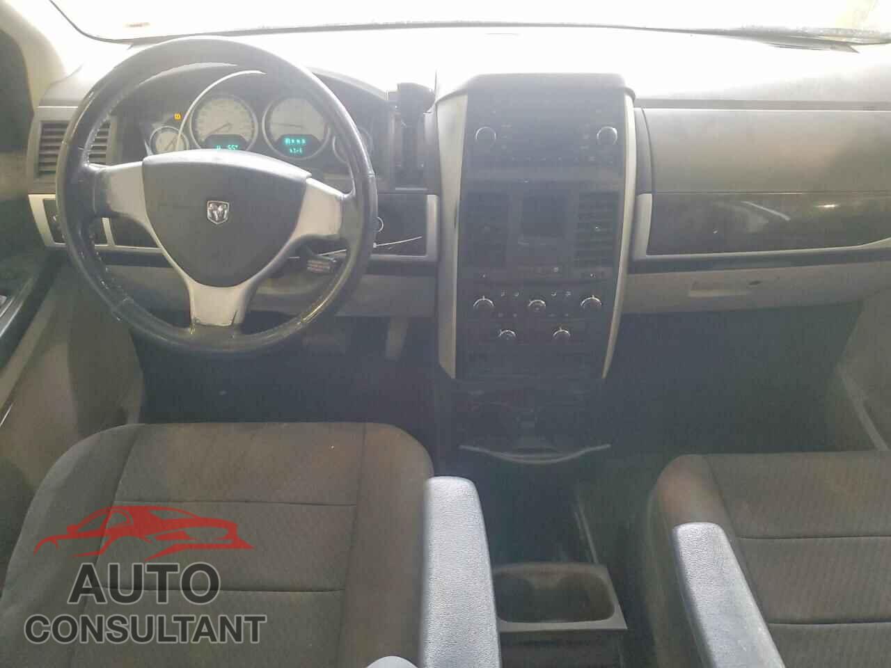 DODGE CARAVAN 2010 - 2D4RN5D17AR215930