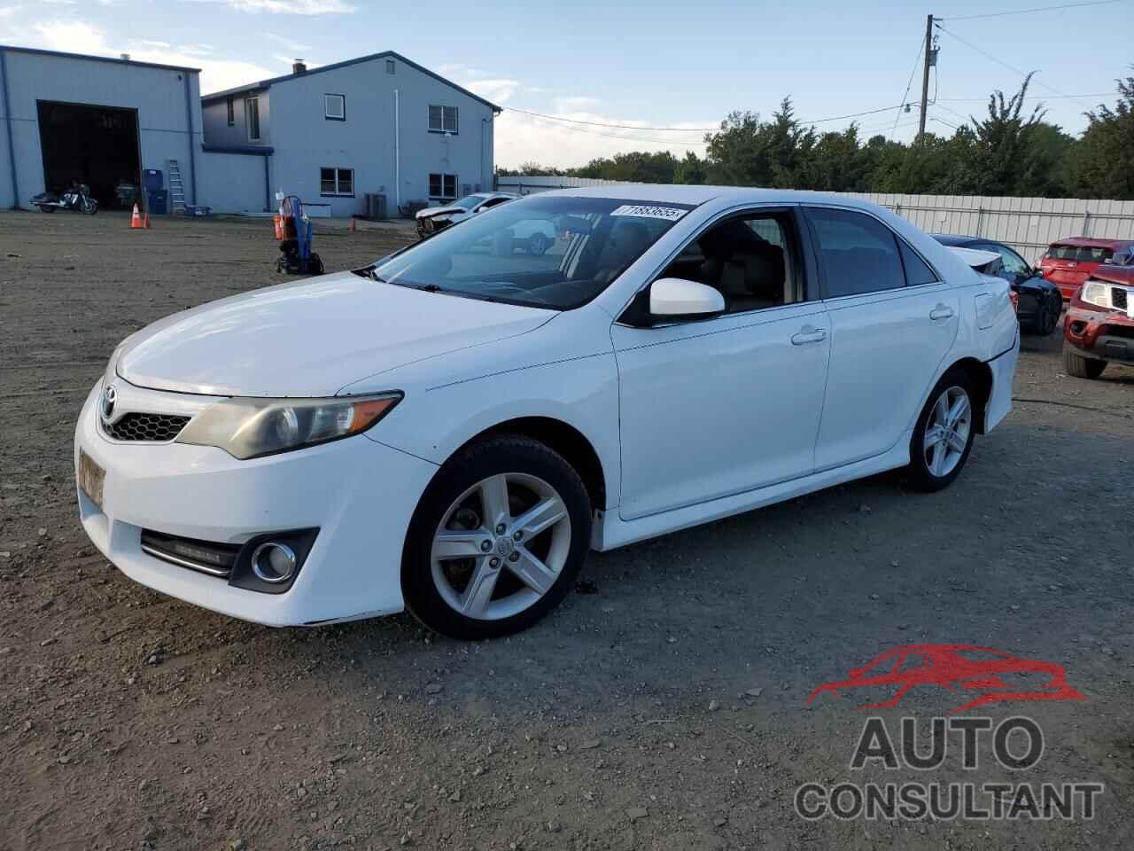 TOYOTA CAMRY 2014 - 4T1BF1FK6EU316486