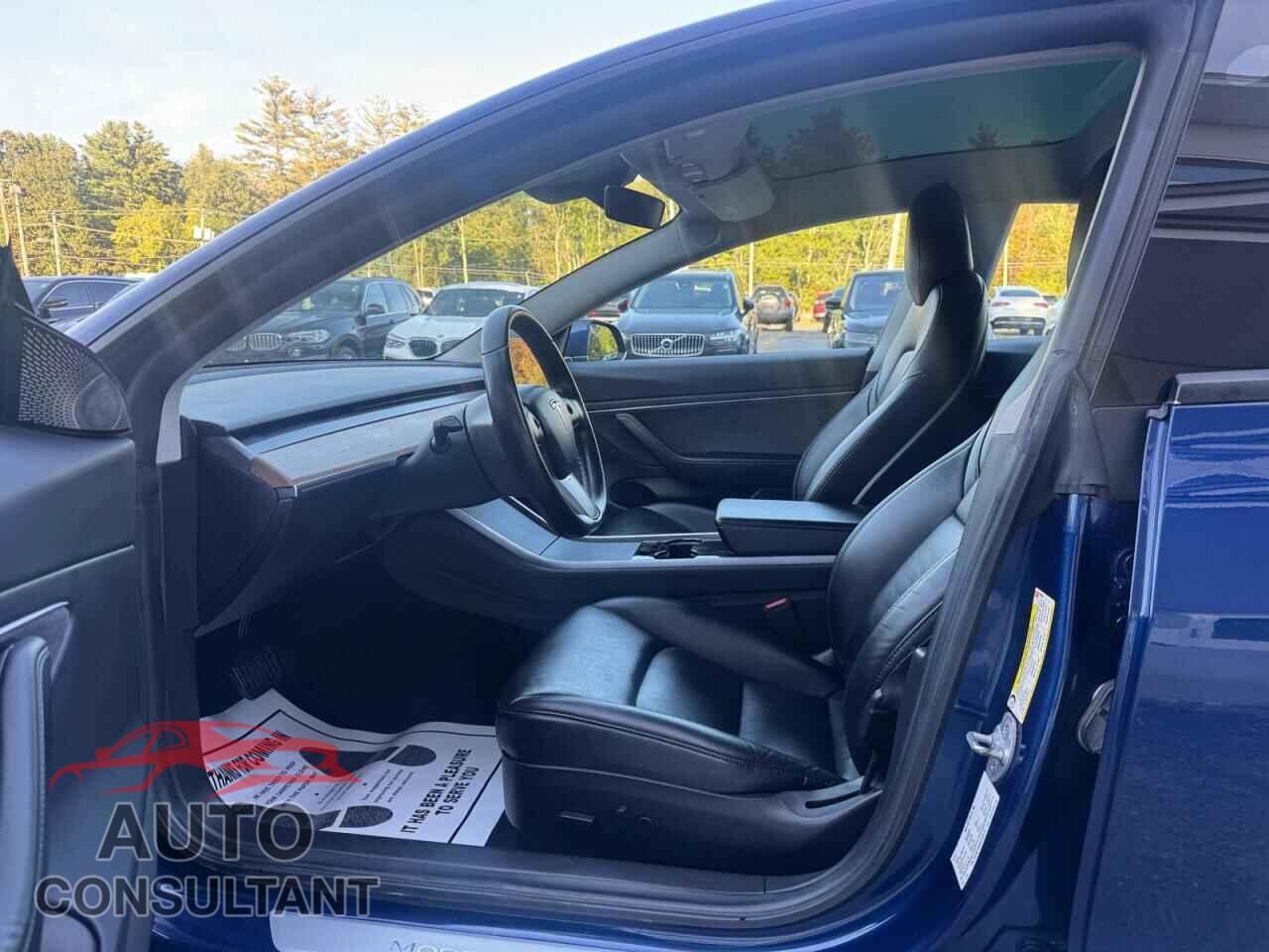 TESLA MODEL 3 2019 - 5YJ3E1EBXKF433019