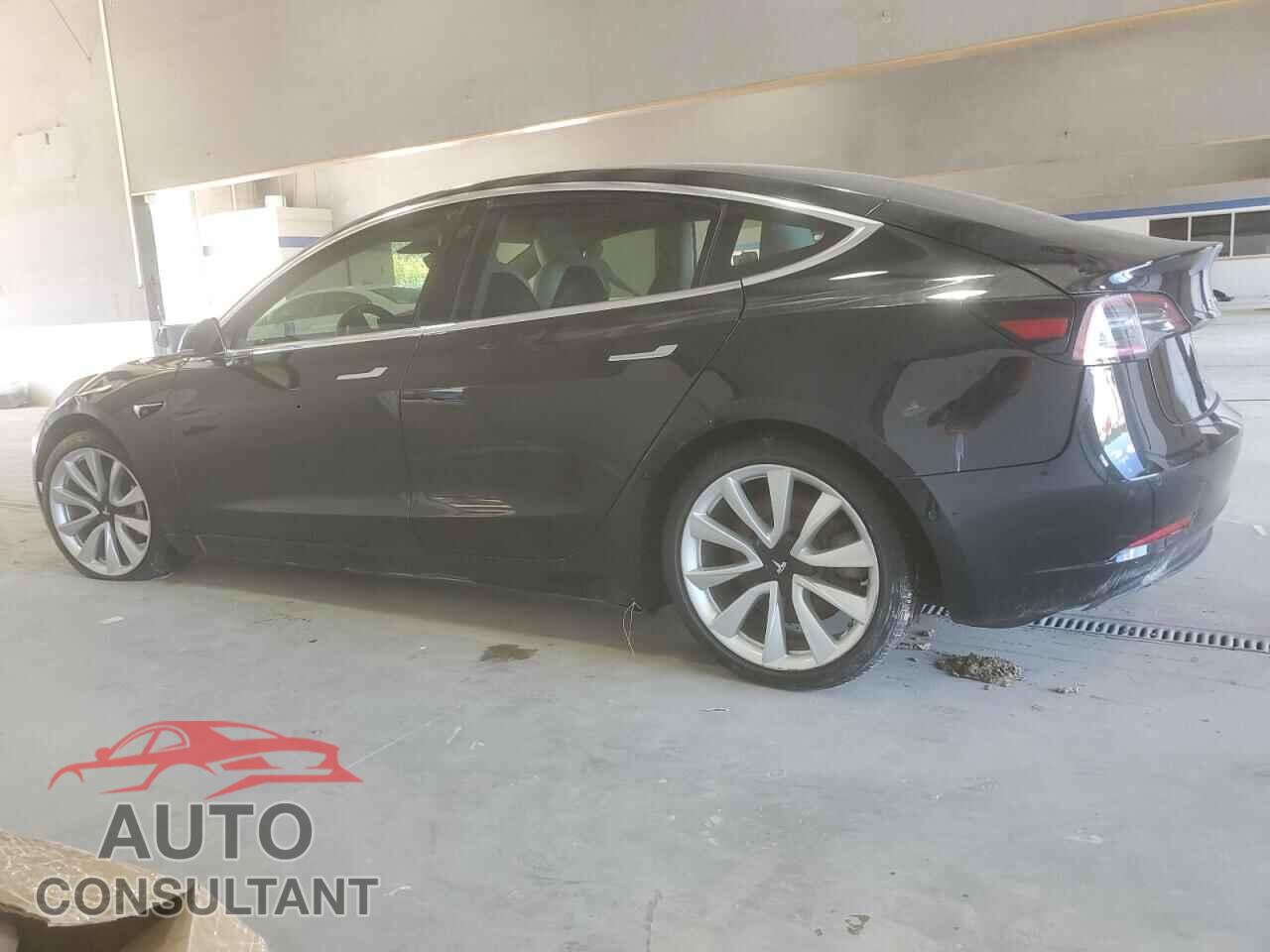 TESLA MODEL 3 2018 - 5YJ3E1EB3JF097065