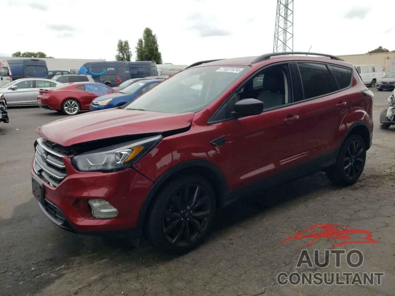 FORD ESCAPE 2017 - 1FMCU0GD2HUC51483