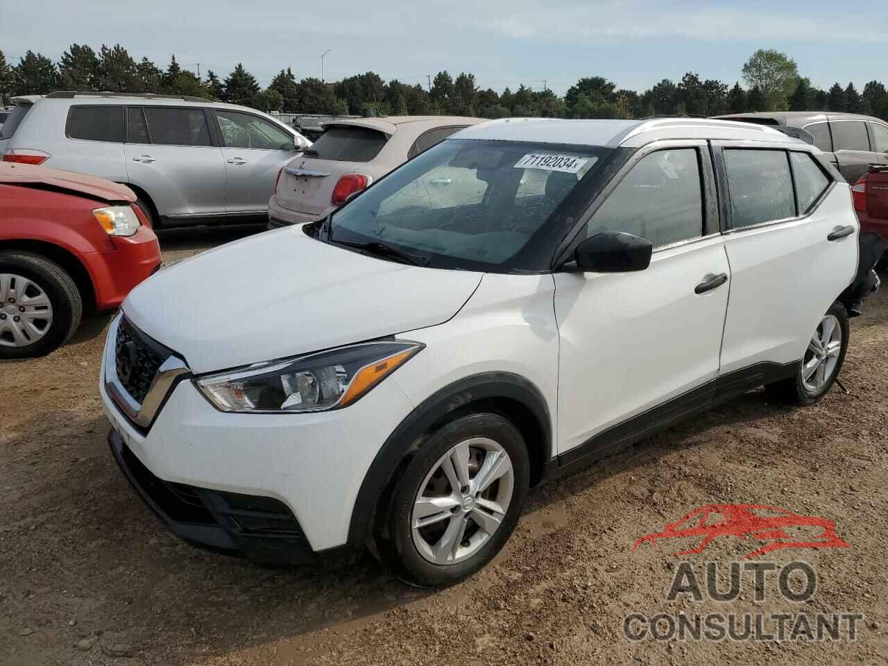 NISSAN KICKS 2018 - 3N1CP5CU0JL534269