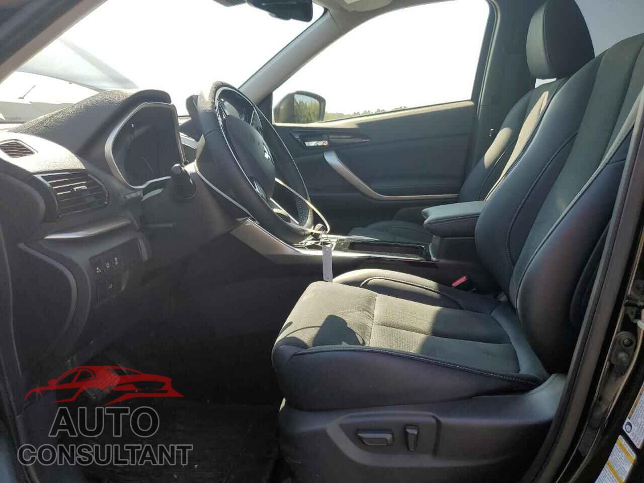 MITSUBISHI ECLIPSE 2024 - JA4ATWAA5RZ007843