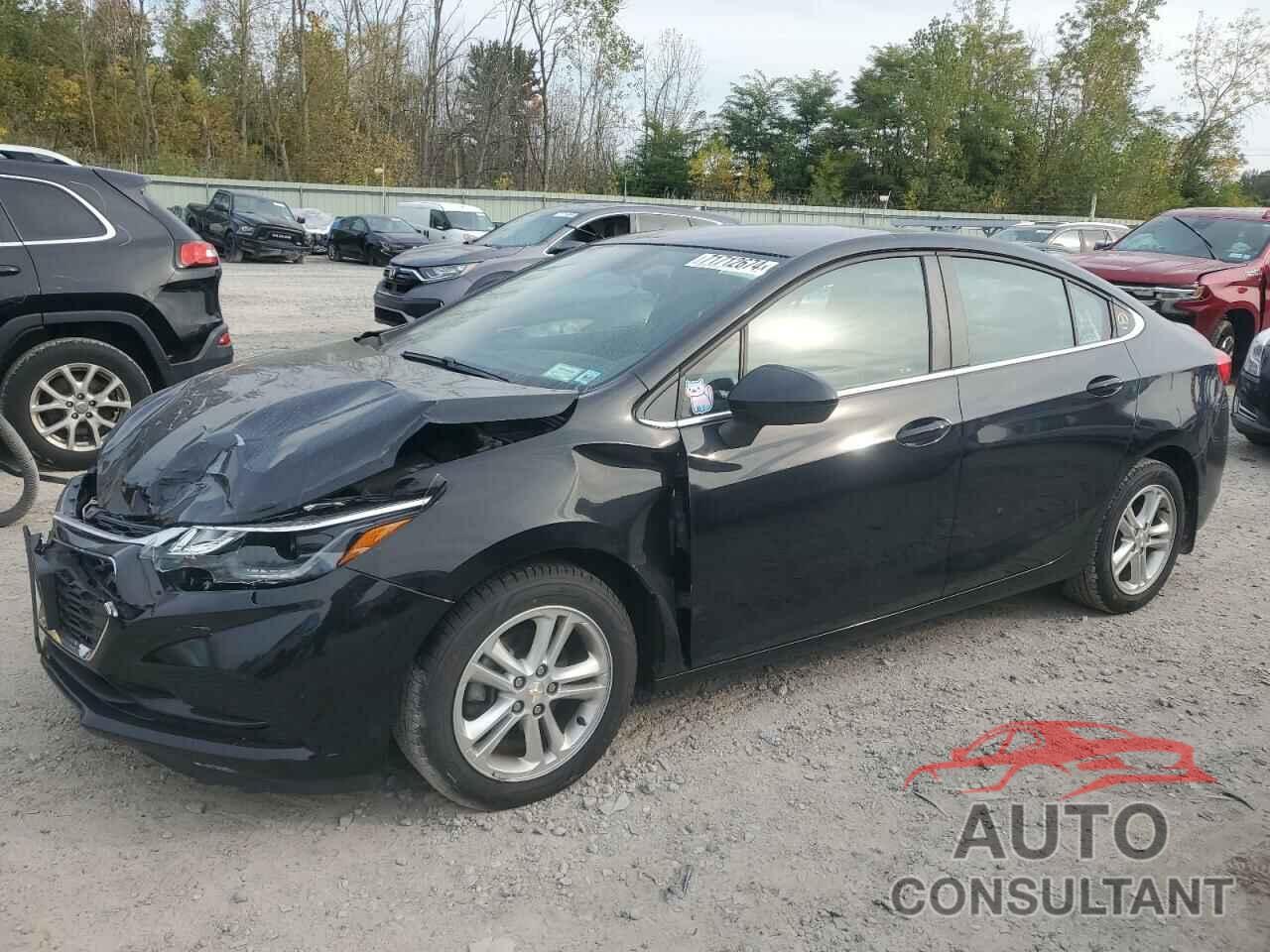 CHEVROLET CRUZE 2018 - 1G1BE5SM6J7102850