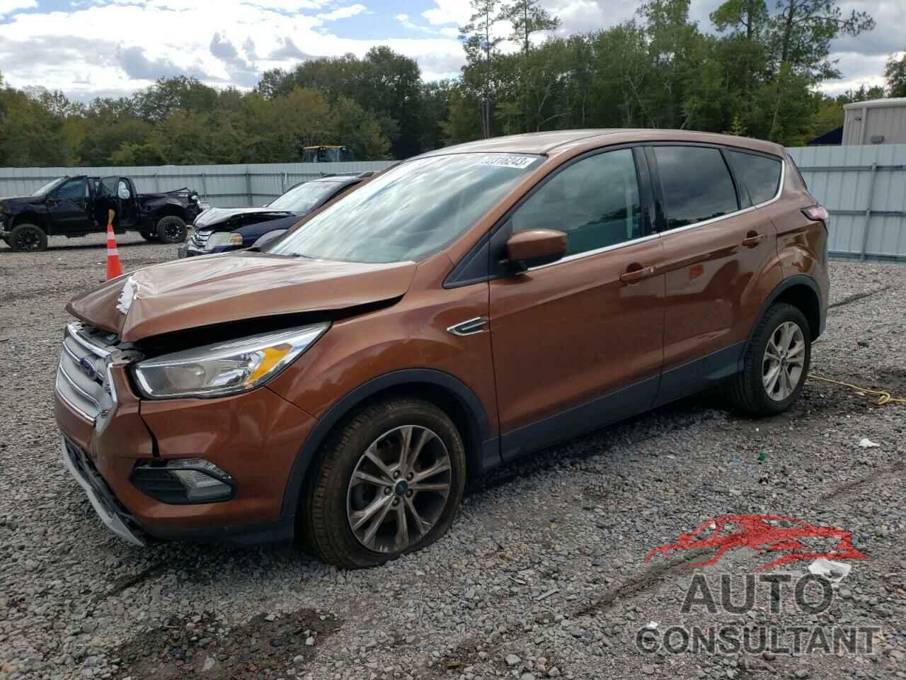 FORD ESCAPE 2017 - 1FMCU0GD5HUD85940
