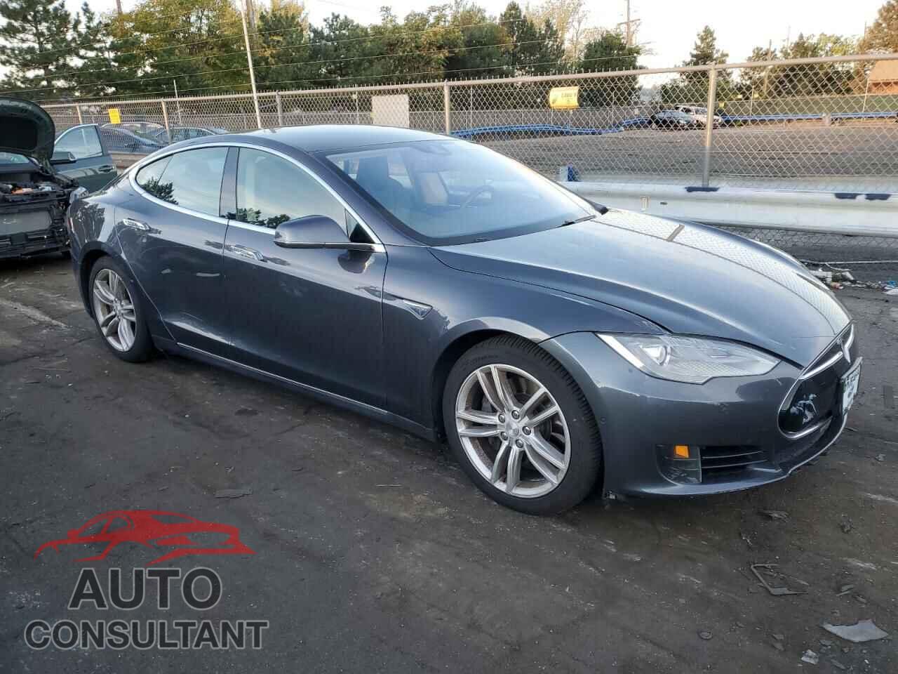 TESLA MODEL S 2016 - 5YJSA1E23GF128959