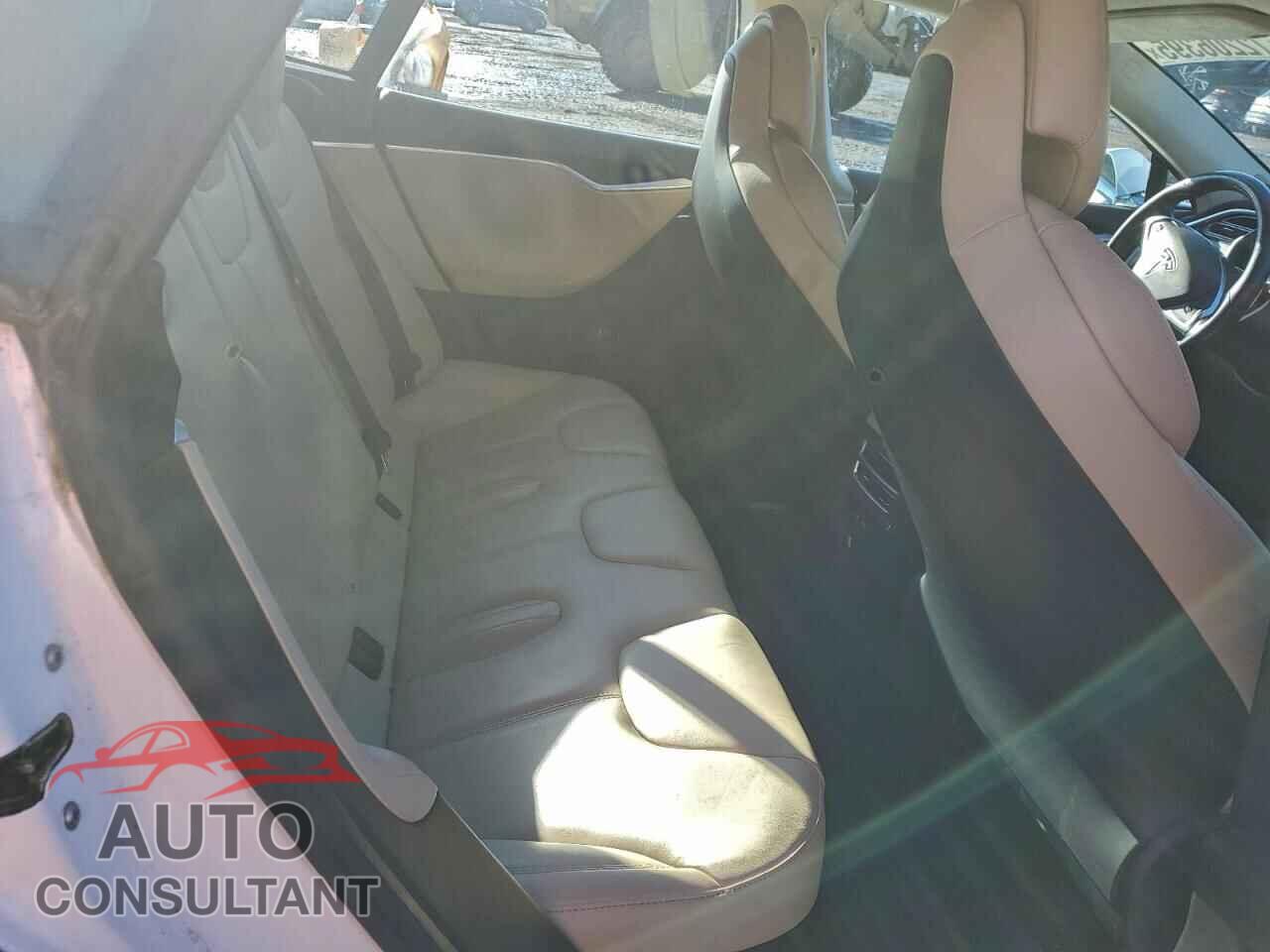 TESLA MODEL S 2017 - 5YJSA1E21HF200260