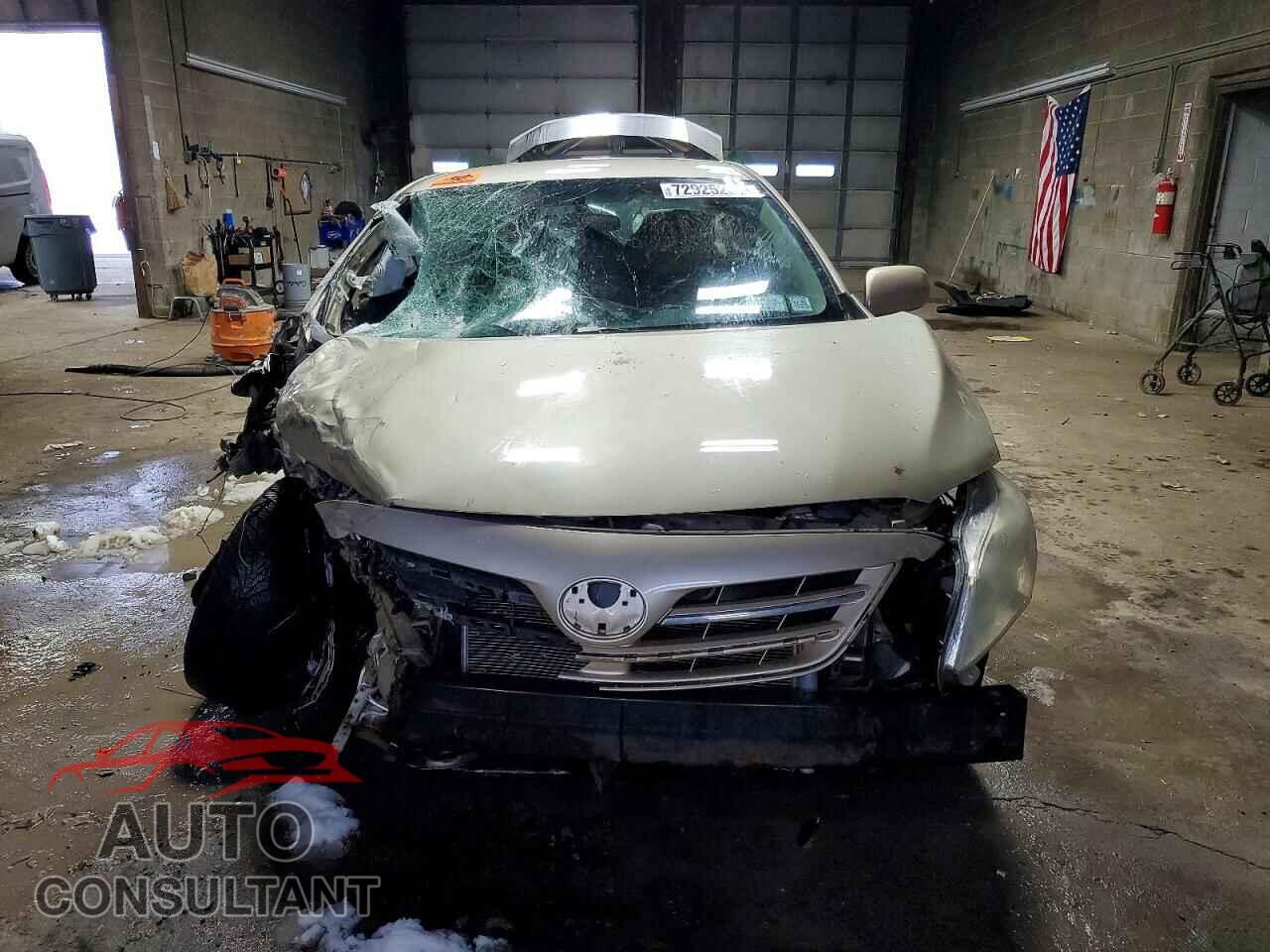 TOYOTA COROLLA 2013 - 5YFBU4EEXDP150766