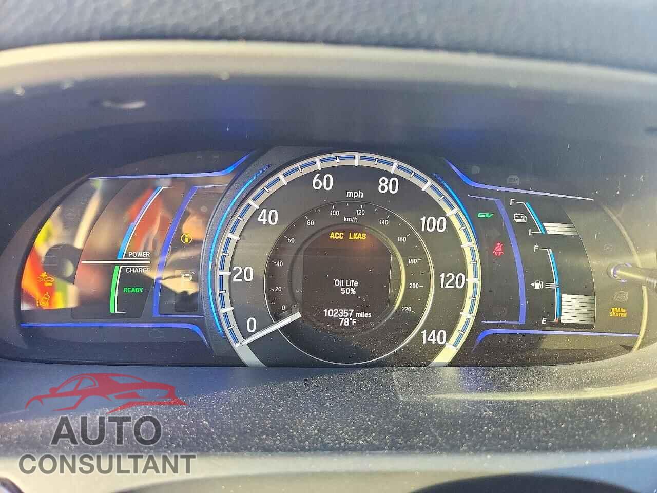 HONDA ACCORD 2017 - JHMCR6F76HC020109