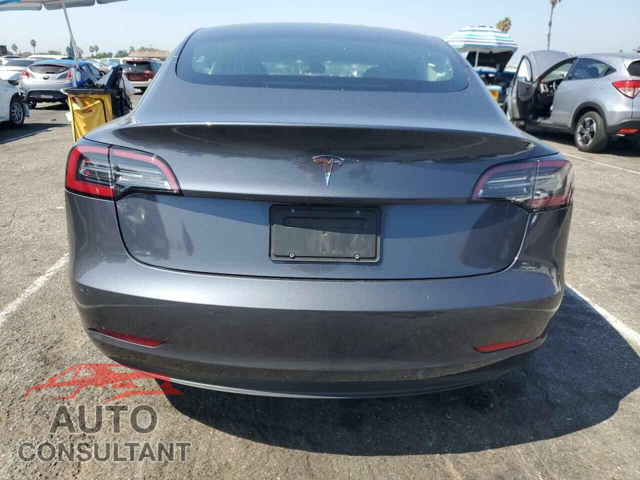 TESLA MODEL 3 2019 - 5YJ3E1EA4KF425487