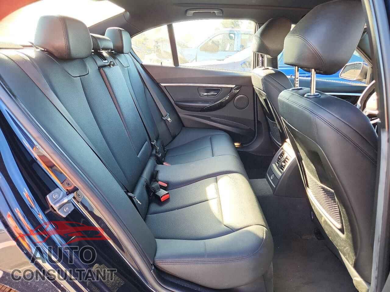 BMW 3 SERIES 2017 - WBA8E1C55HK480244
