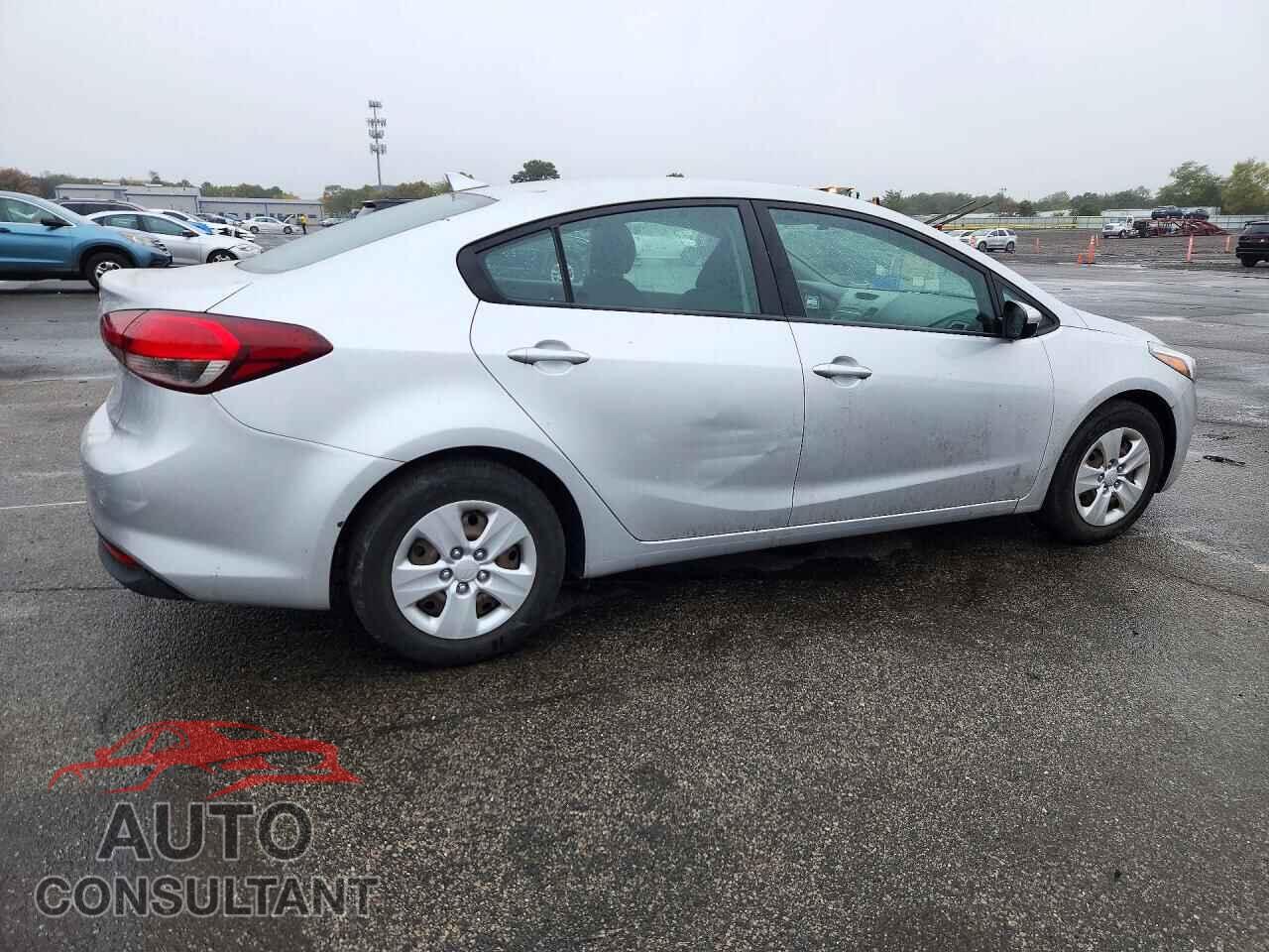 KIA FORTE 2017 - 3KPFK4A77HE083369