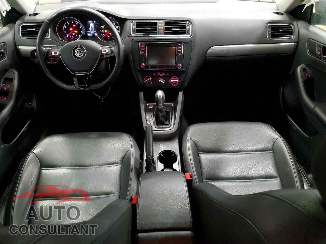 VOLKSWAGEN JETTA 2017 - 3VWDB7AJ3HM264637