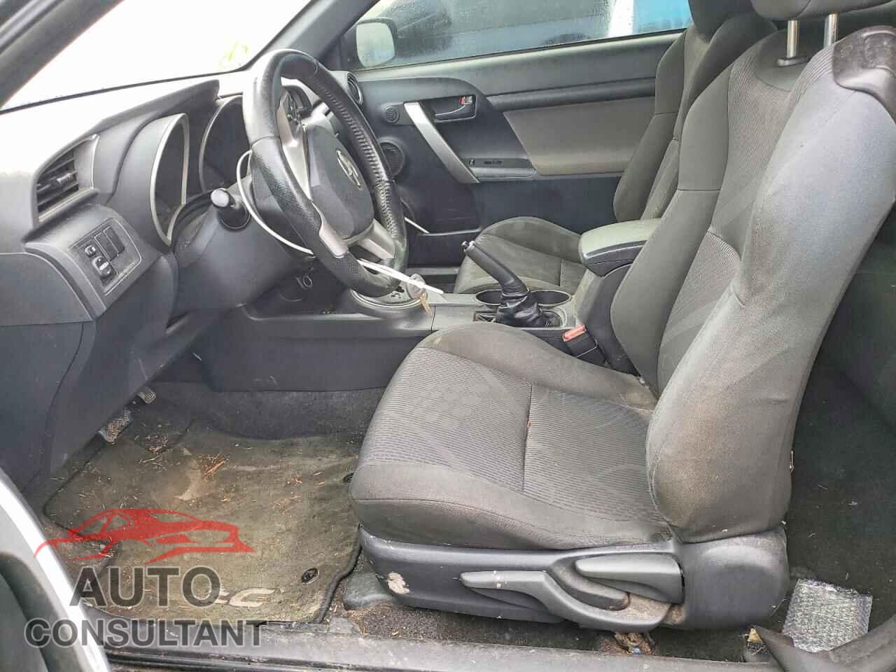 TOYOTA SCION 2012 - JTKJF5C74C3036357