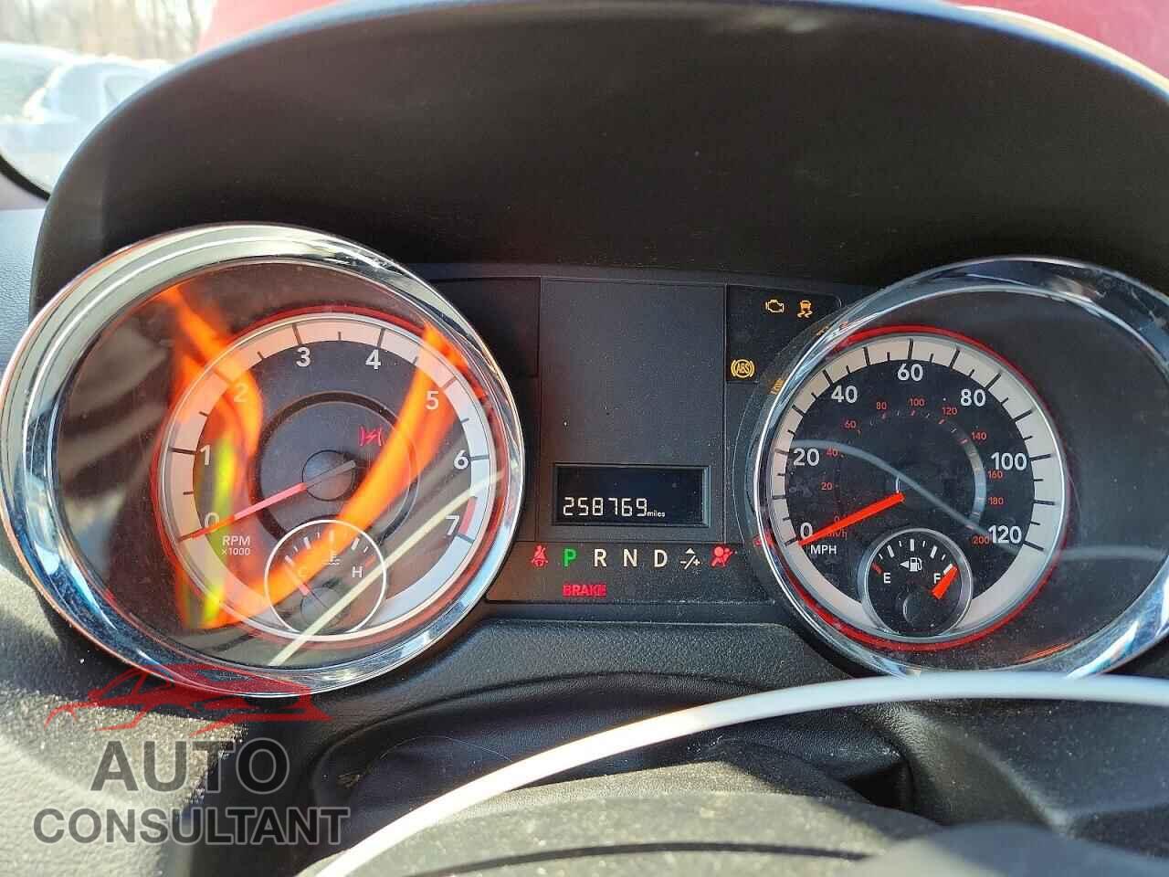 DODGE CARAVAN 2015 - 2C4RDGBG7FR684316
