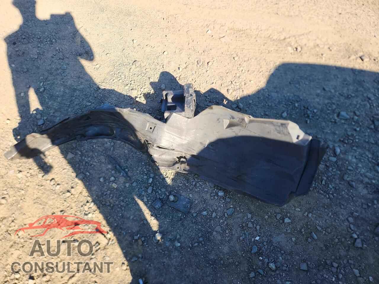 HONDA CIVIC 2015 - 19XFB2F5XFE255998
