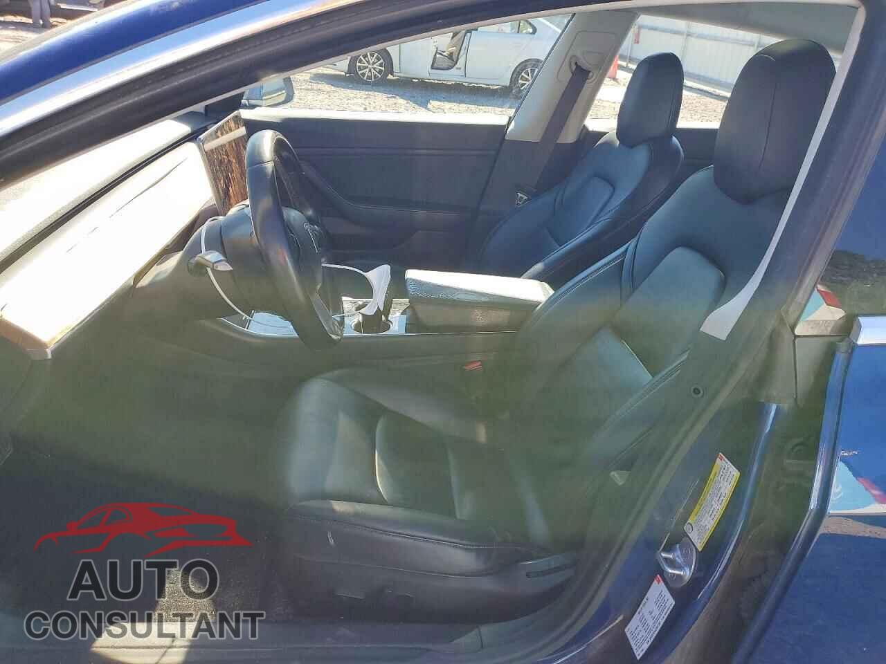 TESLA MODEL 3 2018 - 5YJ3E1EA4JF041143