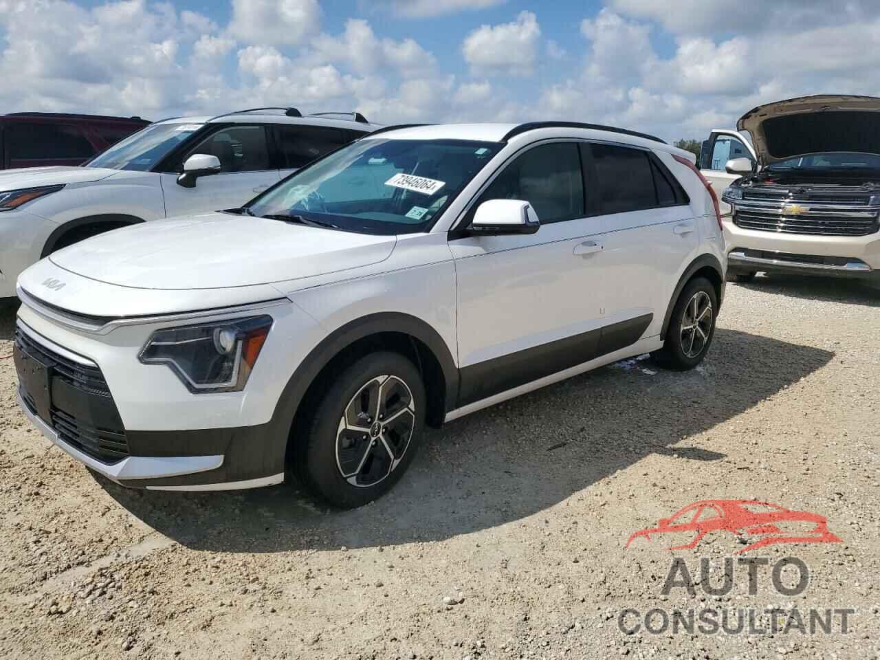 KIA NIRO 2023 - KNDCR3LE1P5101895