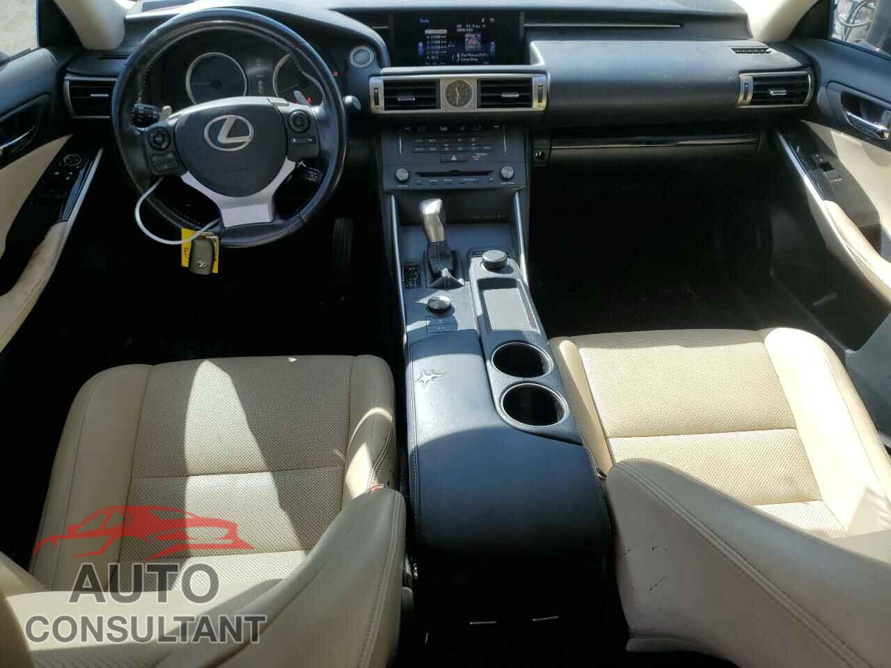 LEXUS IS 2016 - JTHBA1D2XG5022932