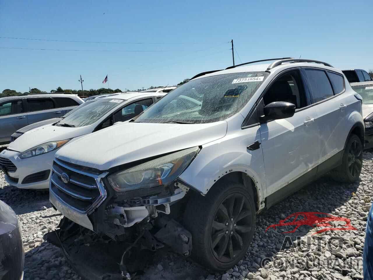 FORD ESCAPE 2017 - 1FMCU0G9XHUA46103