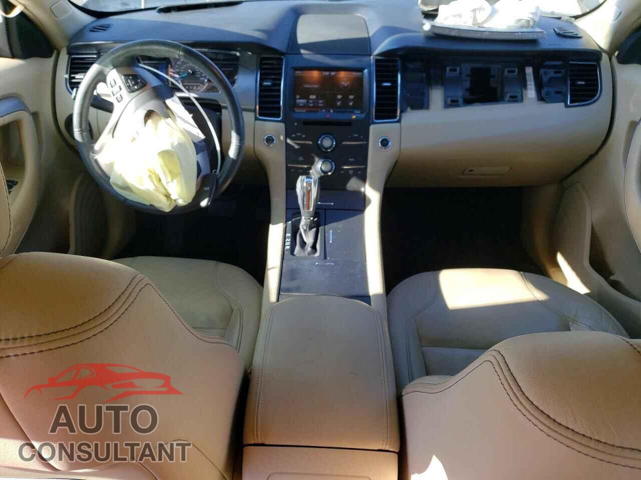 FORD TAURUS 2015 - 1FAHP2E83FG206105