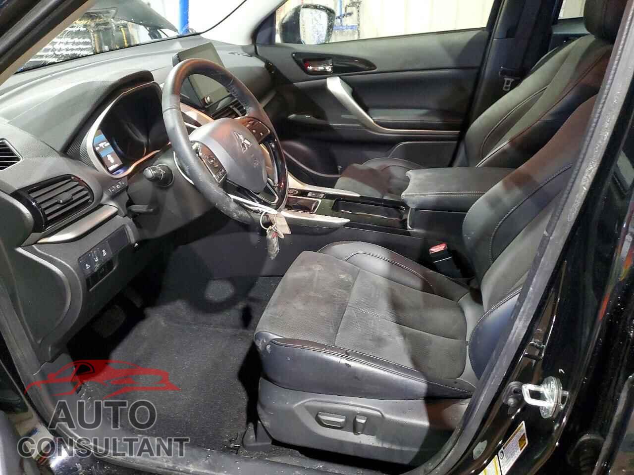 MITSUBISHI ECLIPSE 2025 - JA4ATWAA6SZ035205