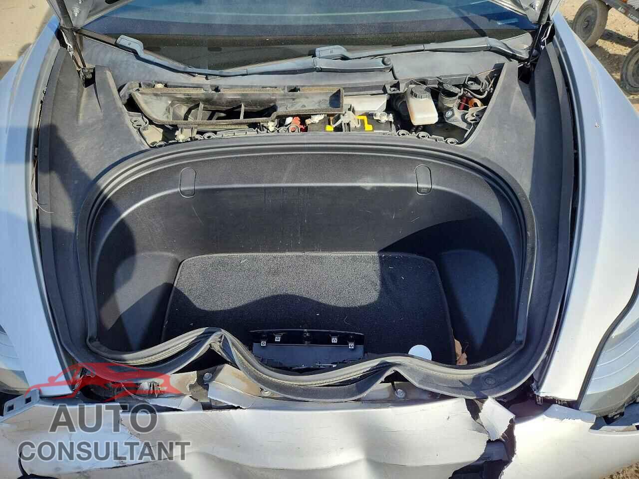 TESLA MODEL 3 2017 - 5YJ3E1EA4HF001834
