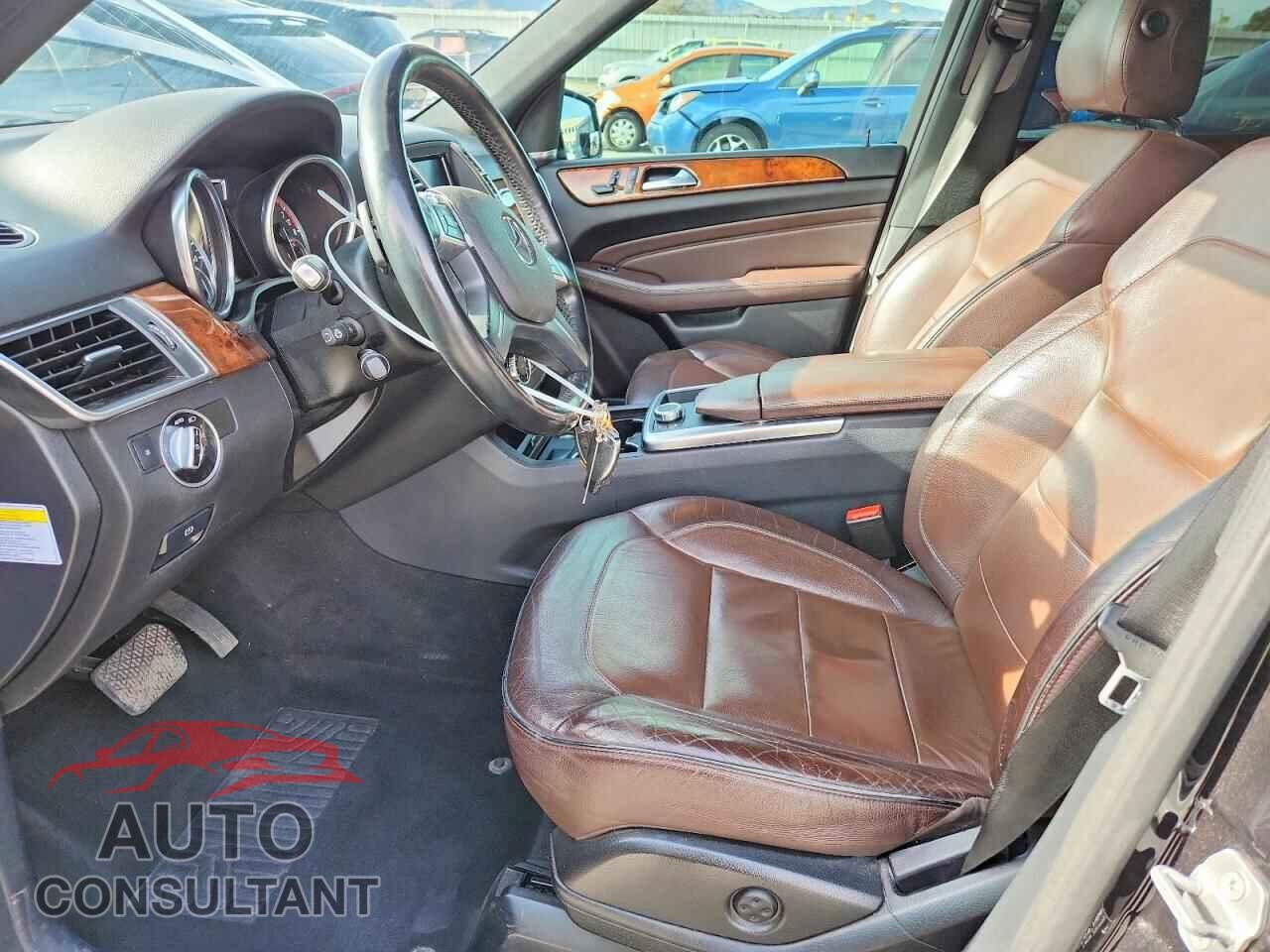 MERCEDES-BENZ M-CLASS 2012 - 4JGDA5HB2CA055643