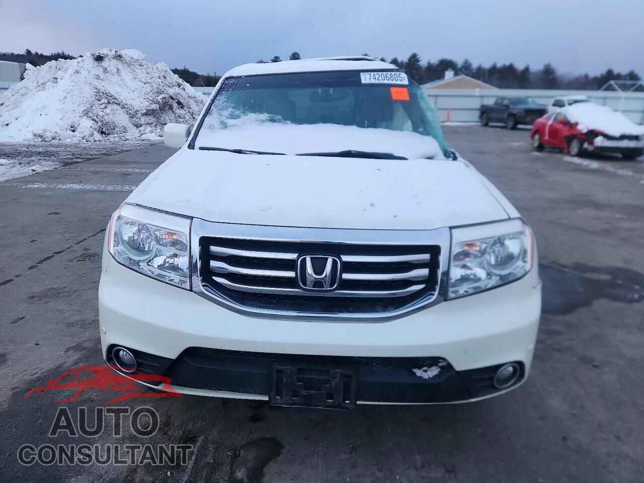 HONDA PILOT 2012 - 5FNYF4H95CB044111