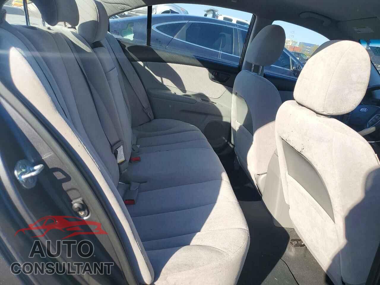 KIA OPTIMA 2010 - KNAGG4A87A5368778