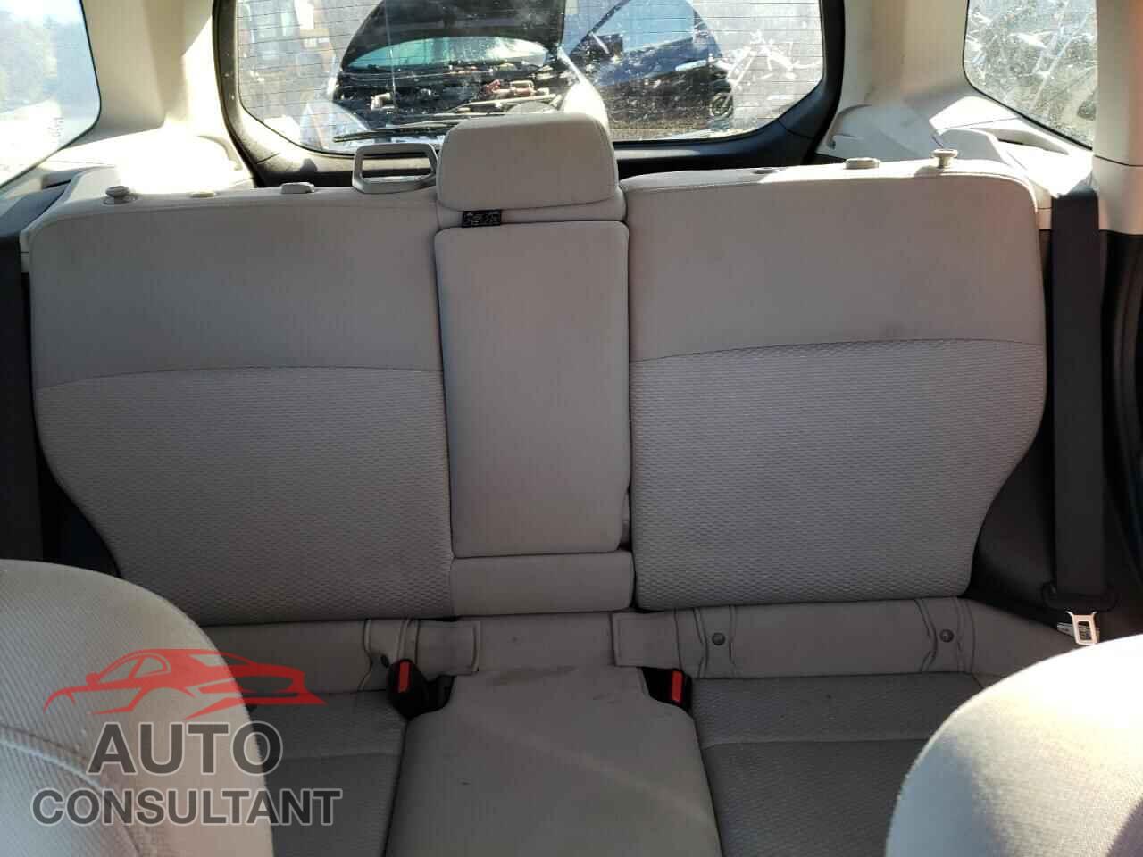 SUBARU FORESTER 2017 - JF2SJAEC8HG488312