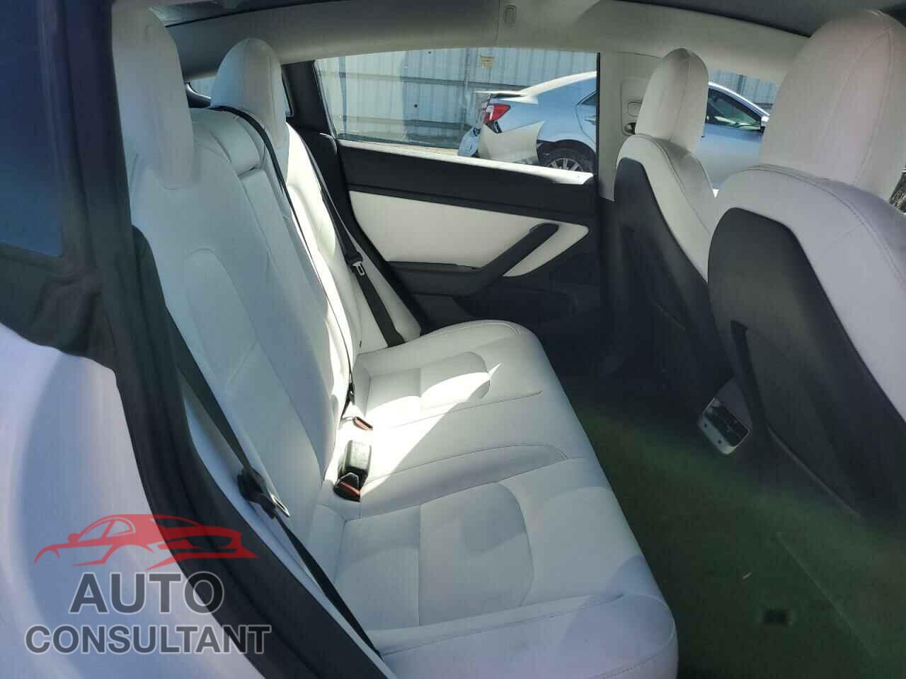 TESLA MODEL 3 2019 - 5YJ3E1EA4KF302160