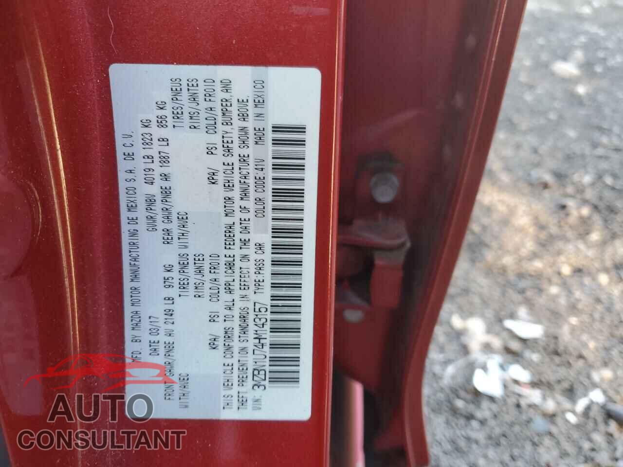 MAZDA 3 2017 - 3MZBN1U74HM143157