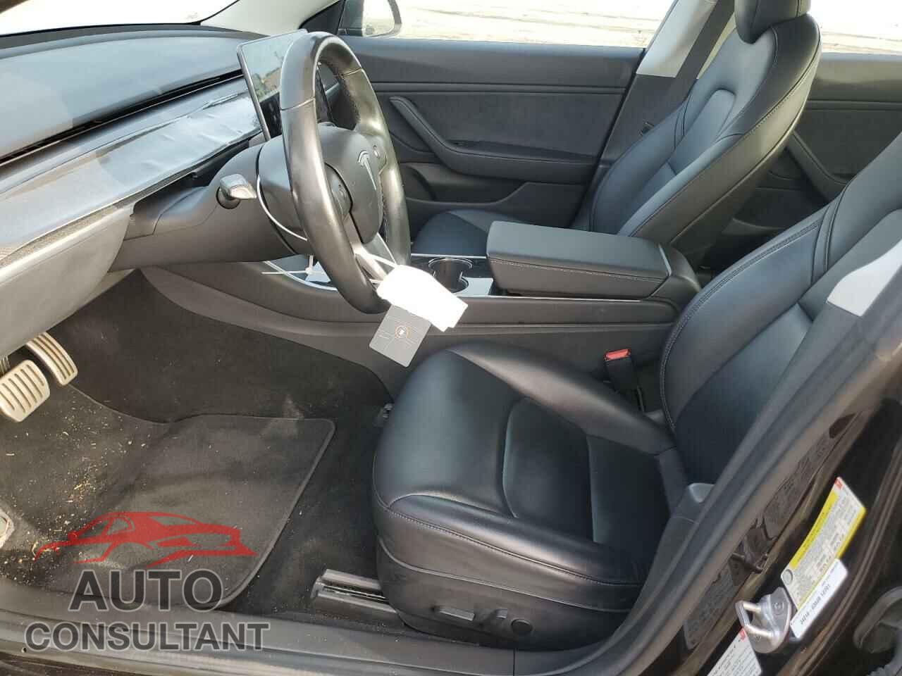 TESLA MODEL 3 2018 - 5YJ3E1EBXJF107770