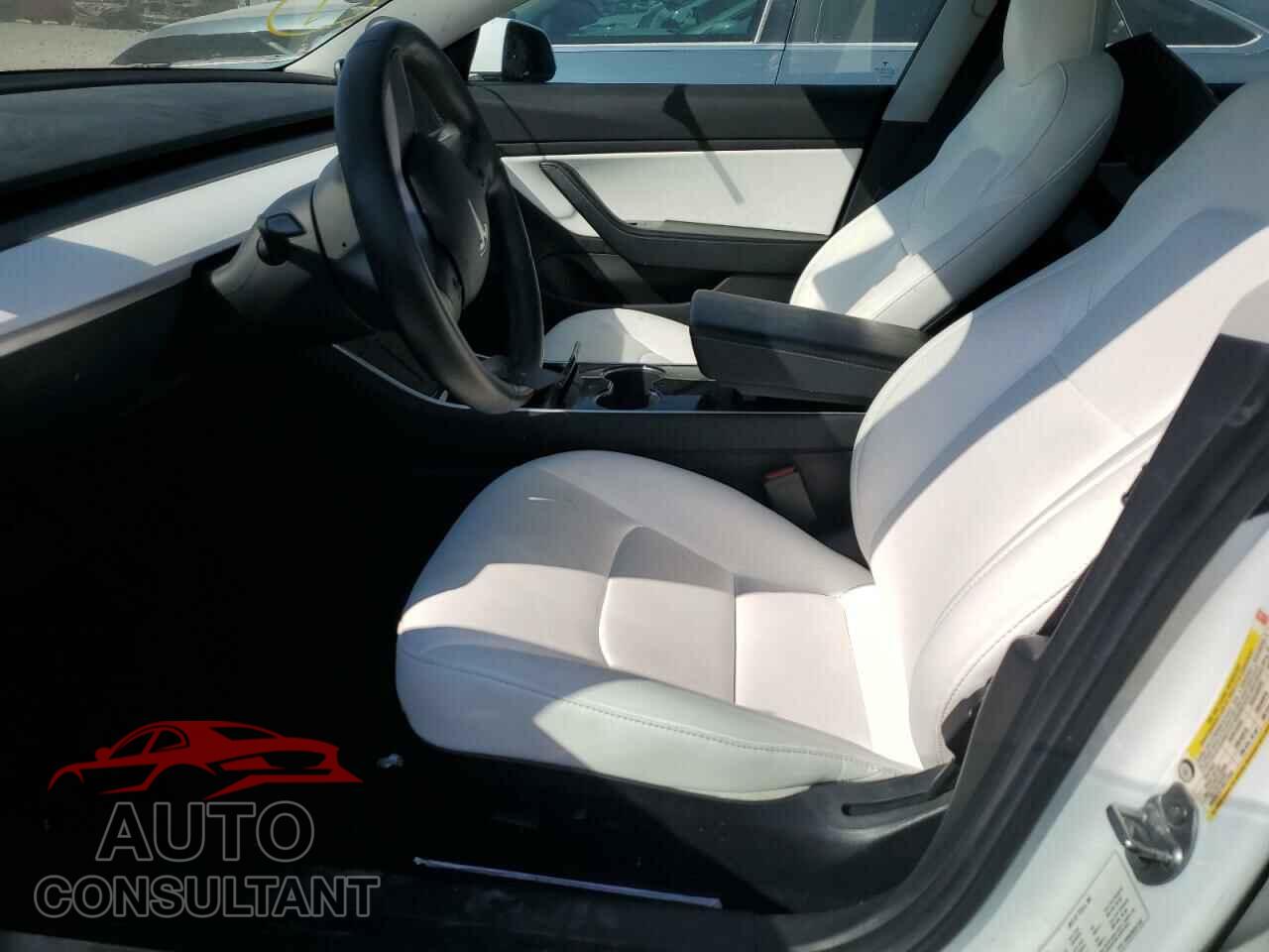 TESLA MODEL 3 2019 - 5YJ3E1EB5KF421554