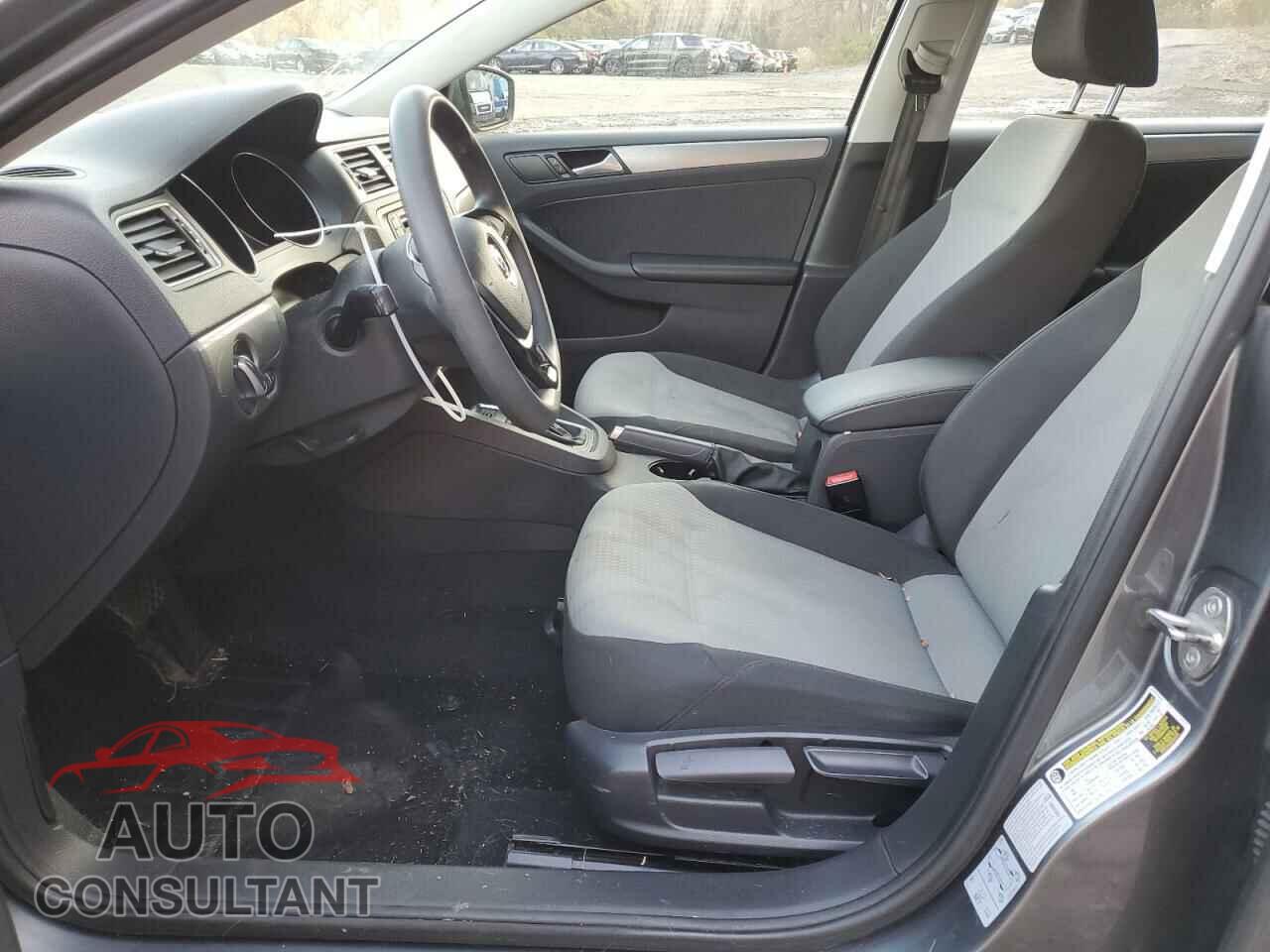 VOLKSWAGEN JETTA 2017 - 3VW2B7AJ9HM377340