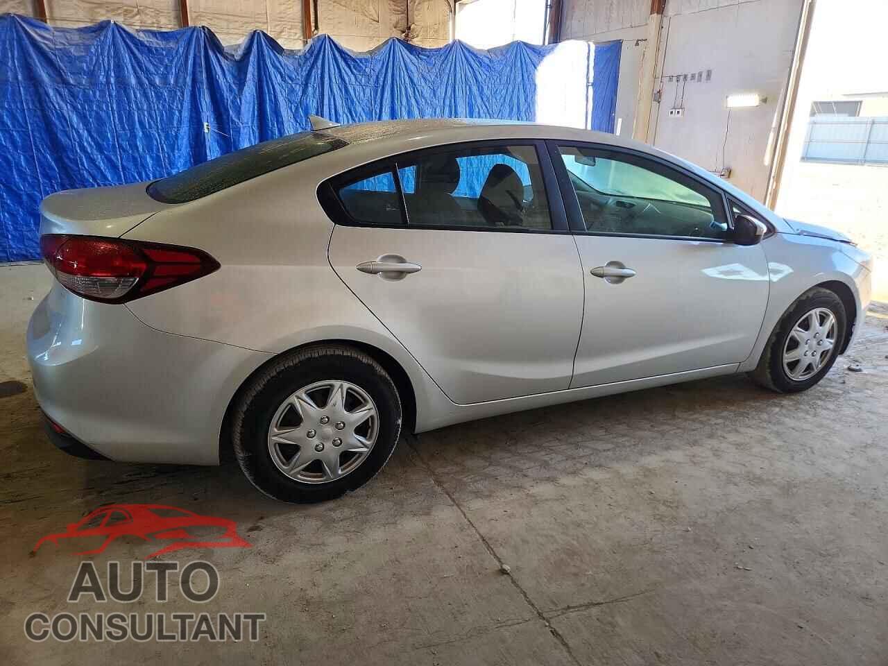KIA FORTE 2017 - 3KPFK4A72HE071470