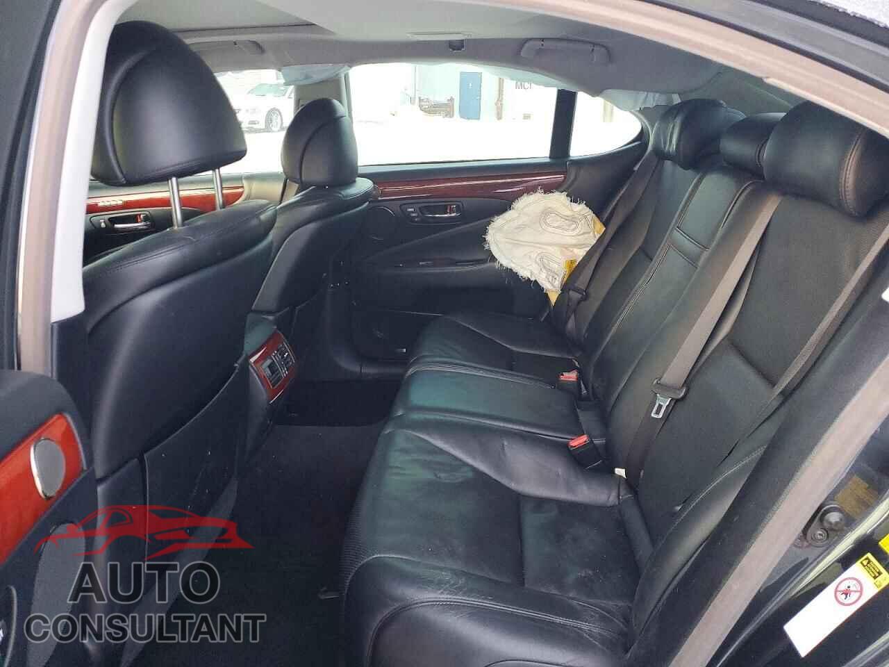 LEXUS LS460 2011 - JTHCL1EF2B5009603