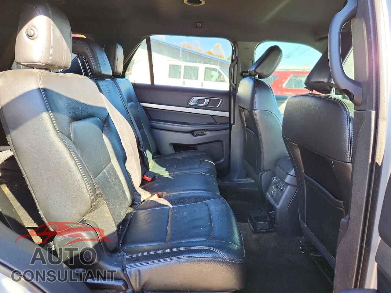FORD EXPLORER 2018 - 1FM5K8D81JGB25141