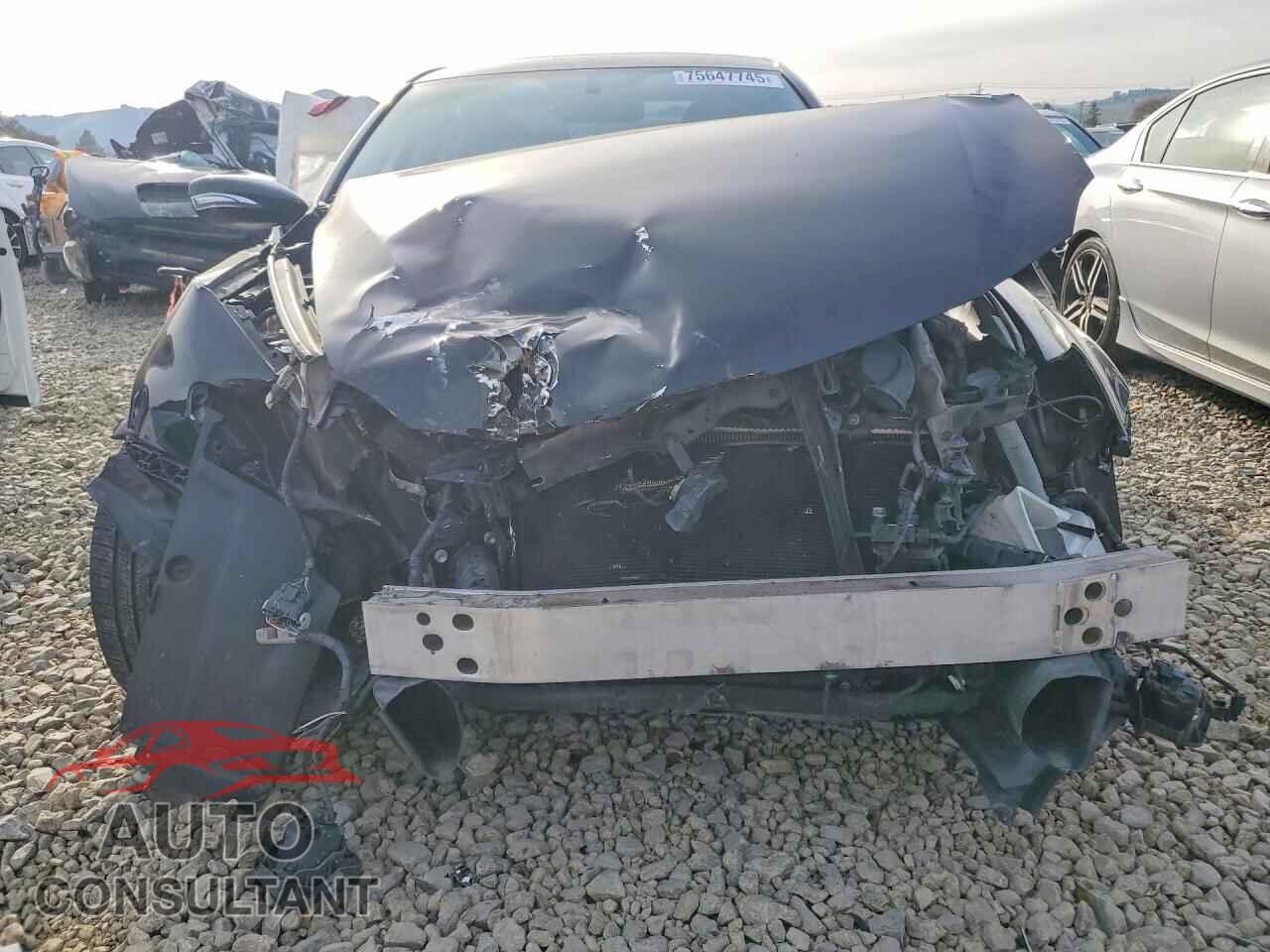 LEXUS IS 2012 - JTHBF5C2XC5168686